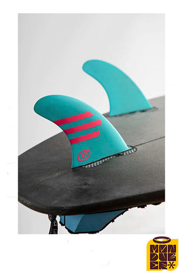 Quillas FEATHER FINS | Ultralight Epoxy HC Click Tab Light Blue - Monduber Skate Shop